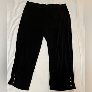 Jaclyn Smith dressy black capris, size XL
